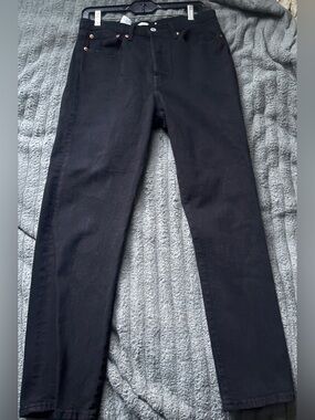 Levi’s Women’s Premium Wedgie Straight High Rise Black Denim Jeans Size 30